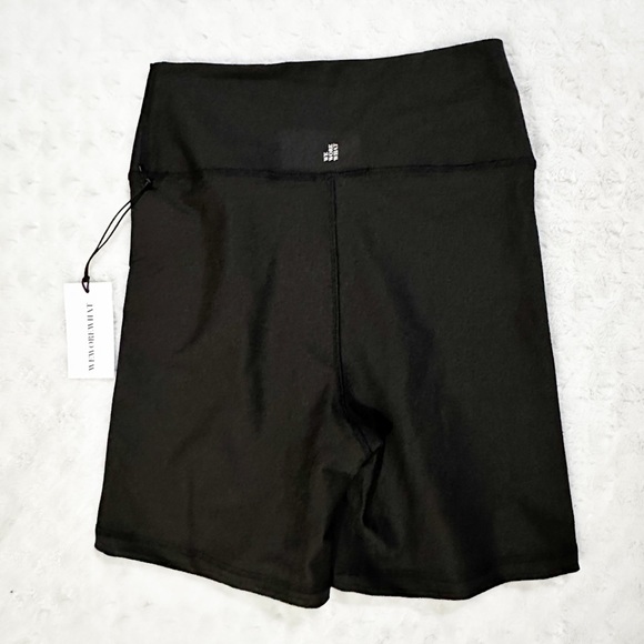 NWT- WeWoreWhat x Revolve Solid Black Biker Shorts - Picture 3 of 11